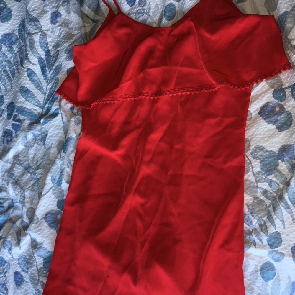 Red flounce dress